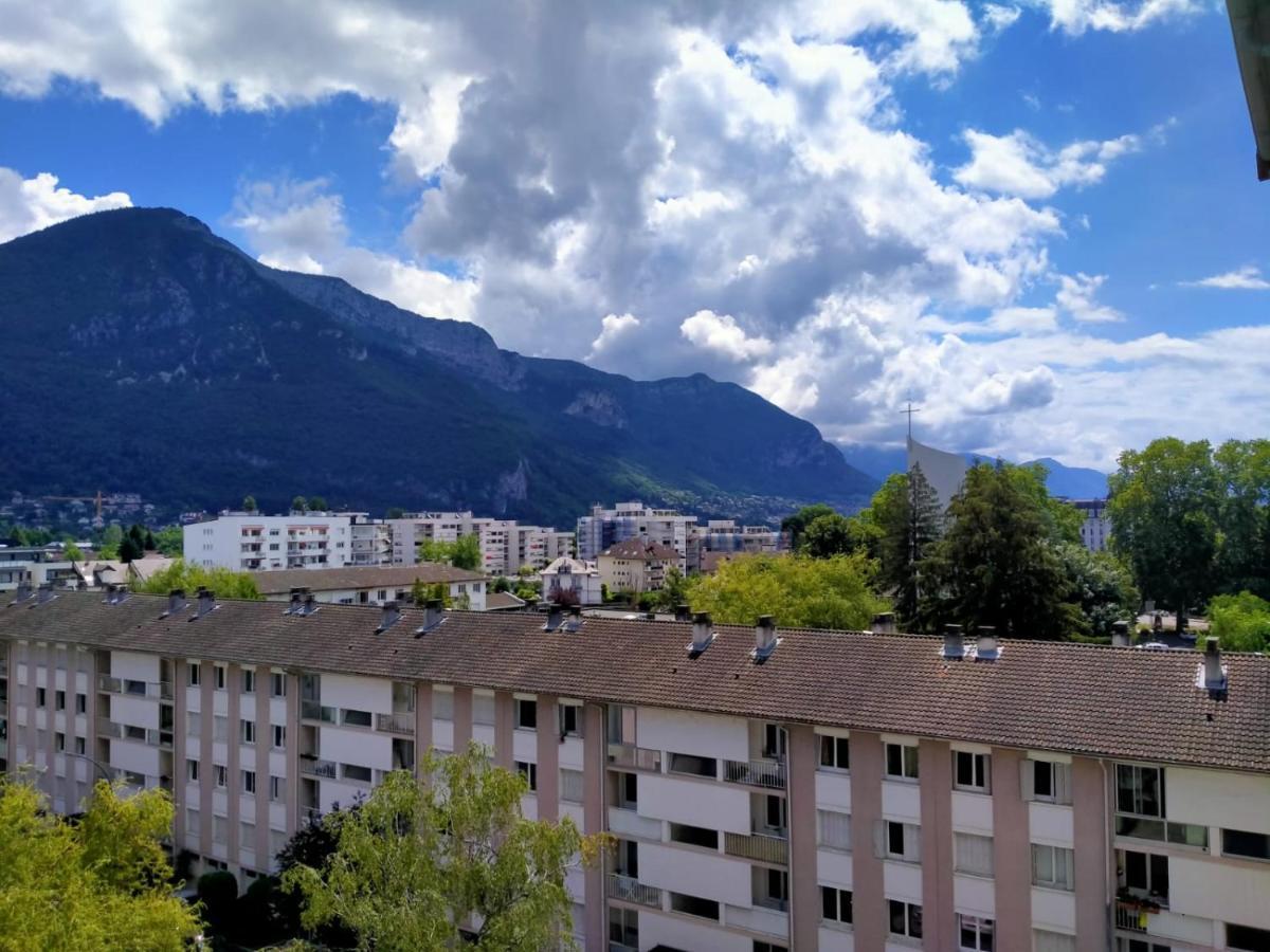 à 300 M Du Et Des Commerces Apartamento *